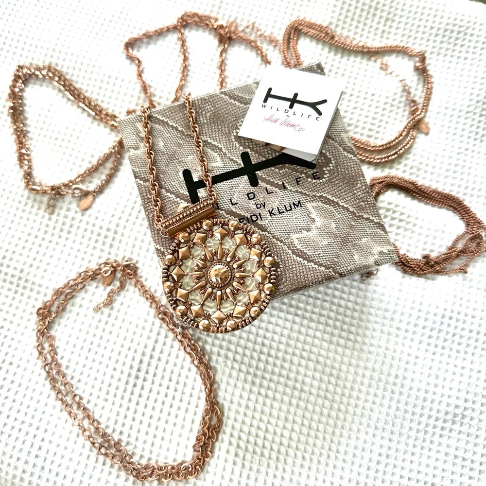 Wildlife by Heidi Klum Medallion Pendant Necklace 5 Rose Gold Tone Chains NIB